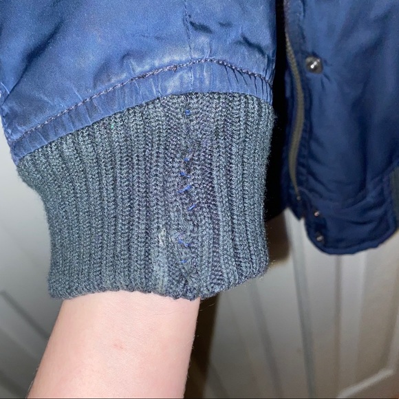 💕AE | Blue Puffer Jacket - Picture 7 of 12